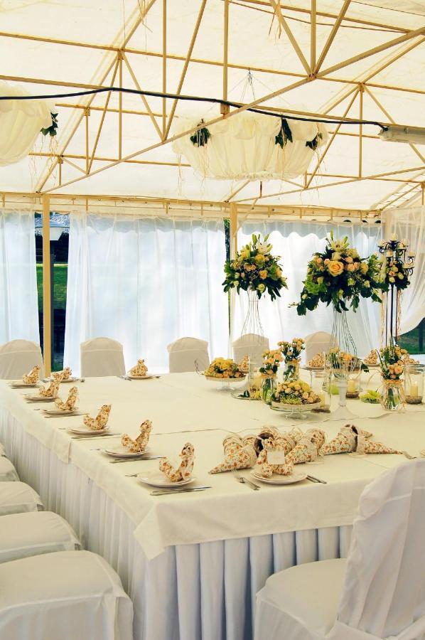 Carnaval Resort & Spa Koropovo Dış mekan fotoğraf
